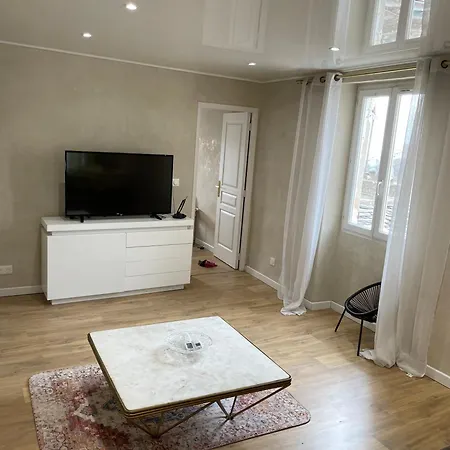 Apartment Centre Ville. Bastia (Corsica)